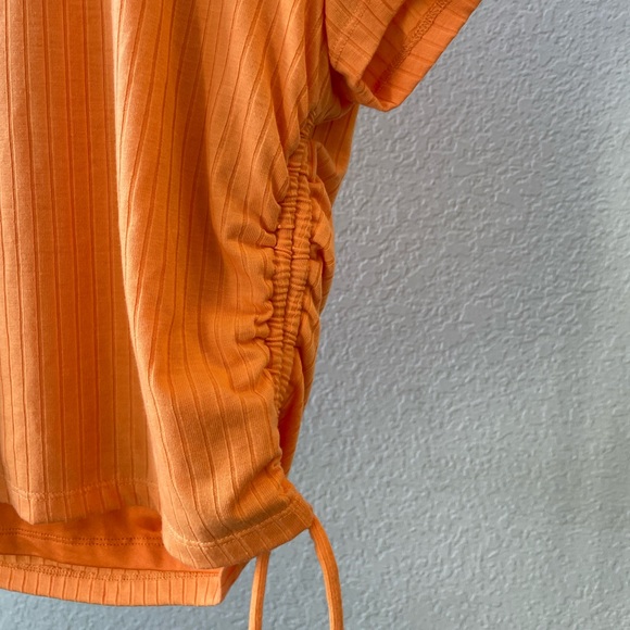 Lovers + Friends Crop Top Size XL - Picture 2 of 10